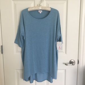✨NEW WITH TAGS!✨ LuLaRoe Irma Tunic