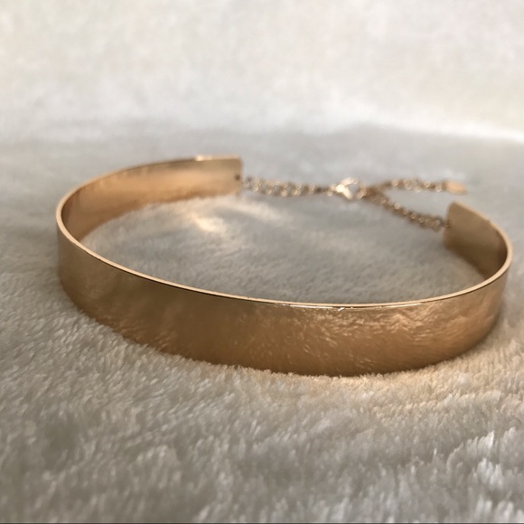 Gold colored metal chocker (w/adjustable clasp) - Picture 2 of 5
