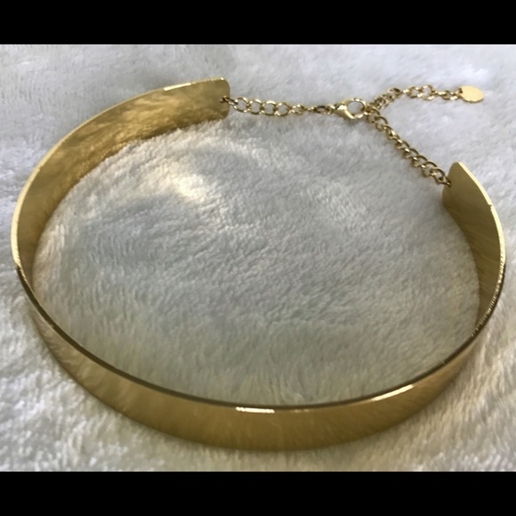Gold colored metal chocker (w/adjustable clasp) - Picture 4 of 5