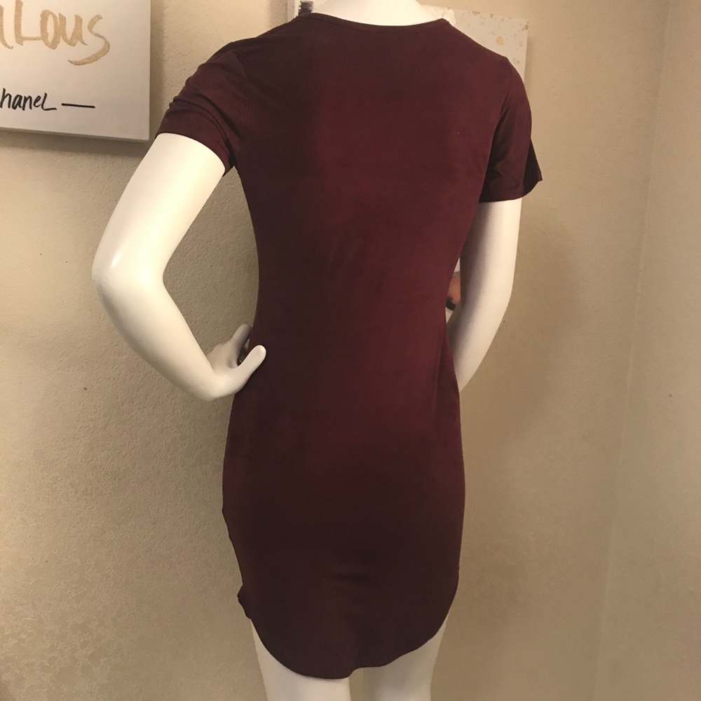Dress - Picture 3 of 3