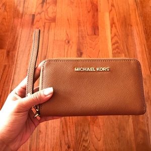 Brown Michael kors wallet/wristlet