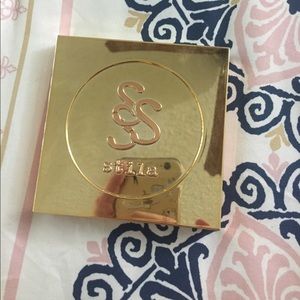 Stila eyeshadow palette