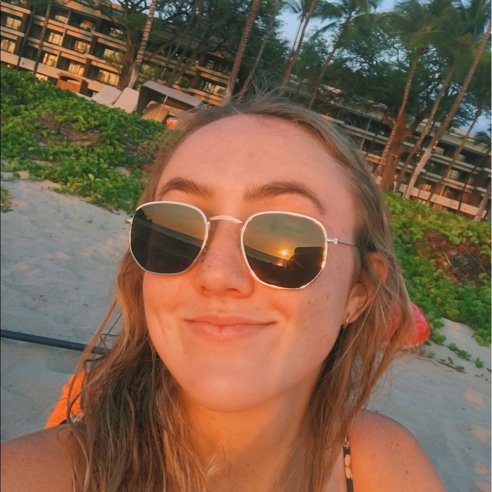 Meet your Posher, Mckenna