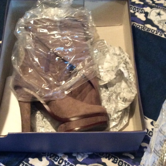 Too high - Picture 4 of 4