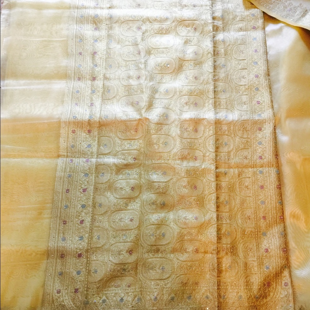Indian saree