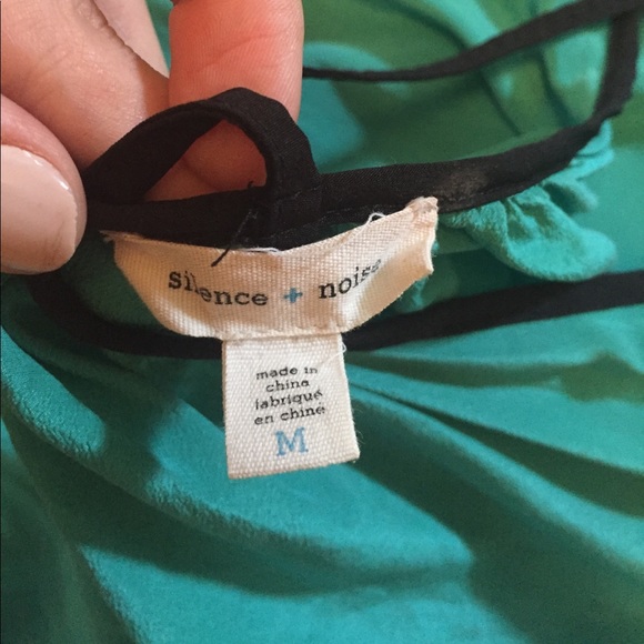 Urban Outfitters | Silence + Noise Tank - Picture 5 of 5