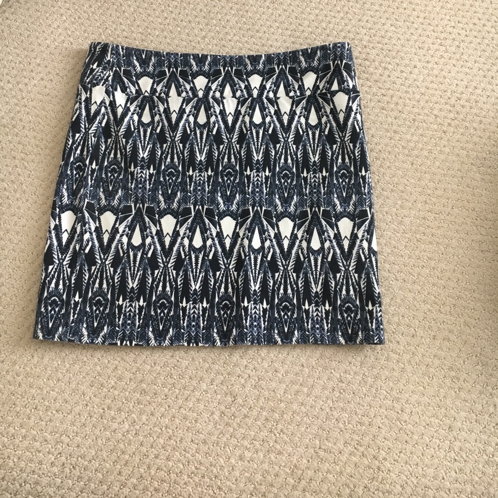 AE skirts