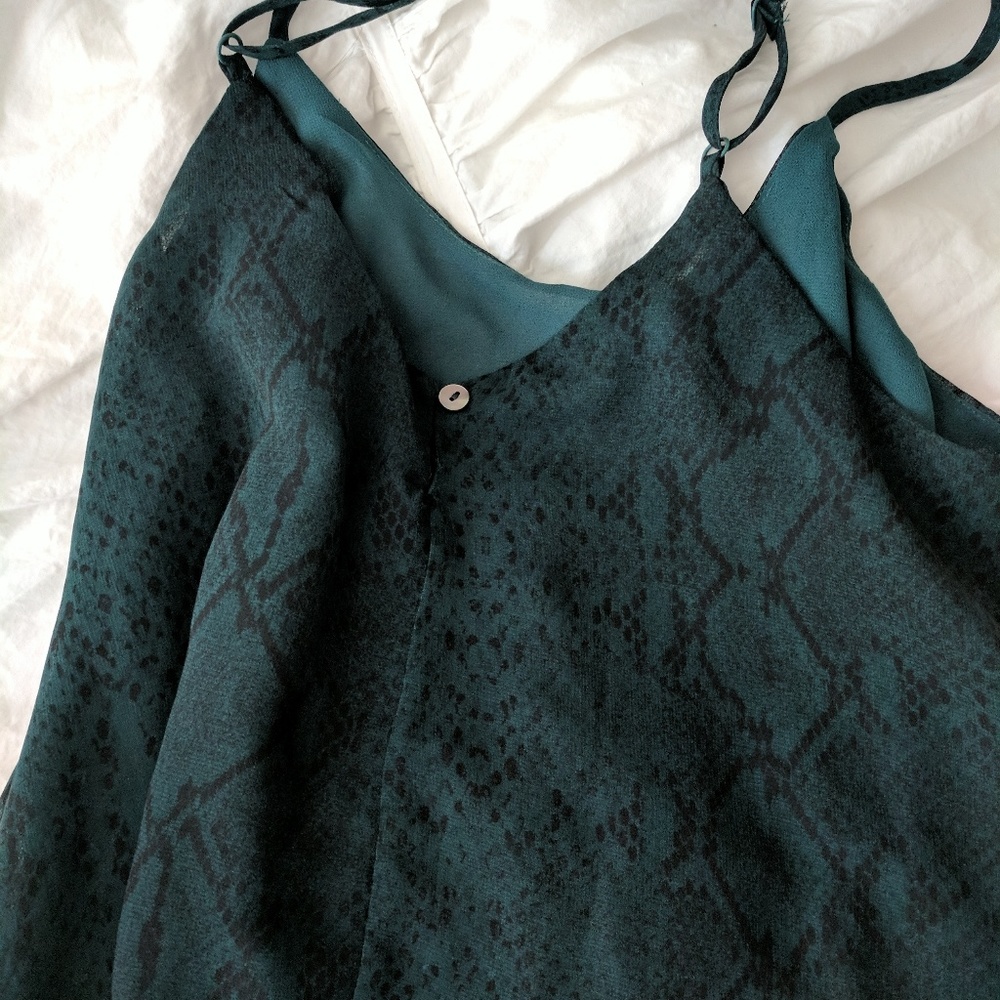 NWT Snake Pattern Top