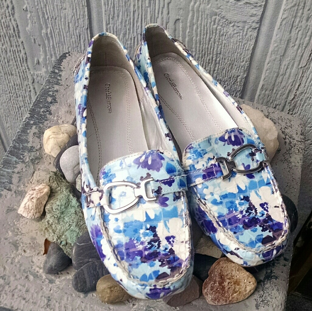 NWOT Croft & Barrow Floral Buckle Loafer Flats