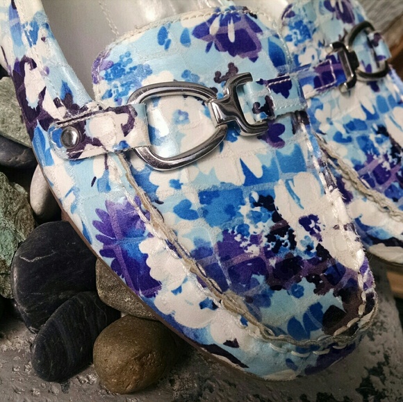 NWOT Croft & Barrow Floral Buckle Loafer Flats - Picture 3 of 5