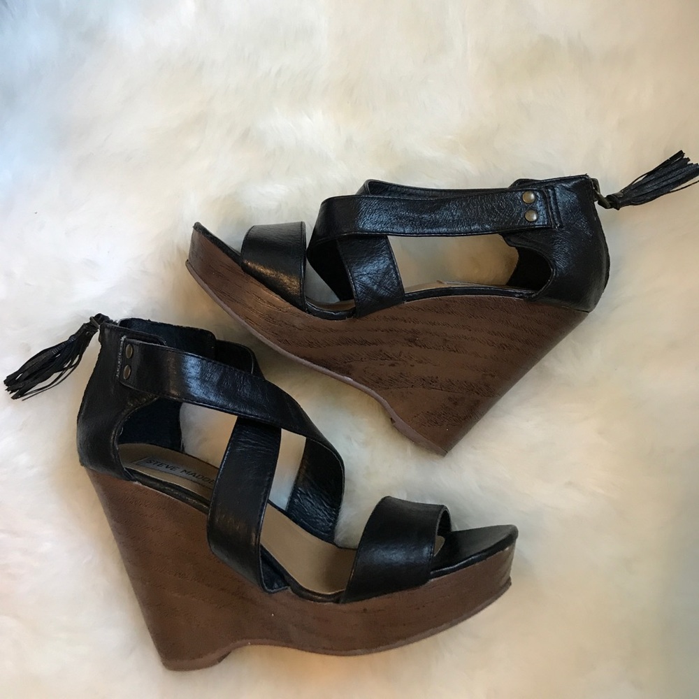 Steve Madden Leather Wedge with Tassel