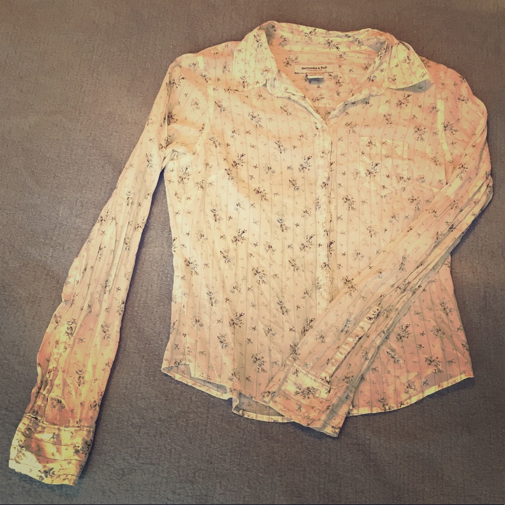 White Flowery Button Down Shirt Size M A&F