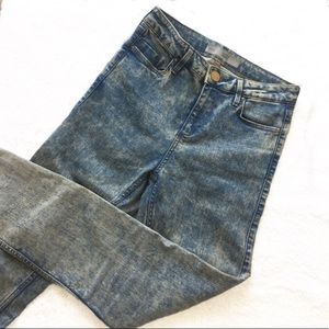 Topshop moto skinny jamie acid wash jean.