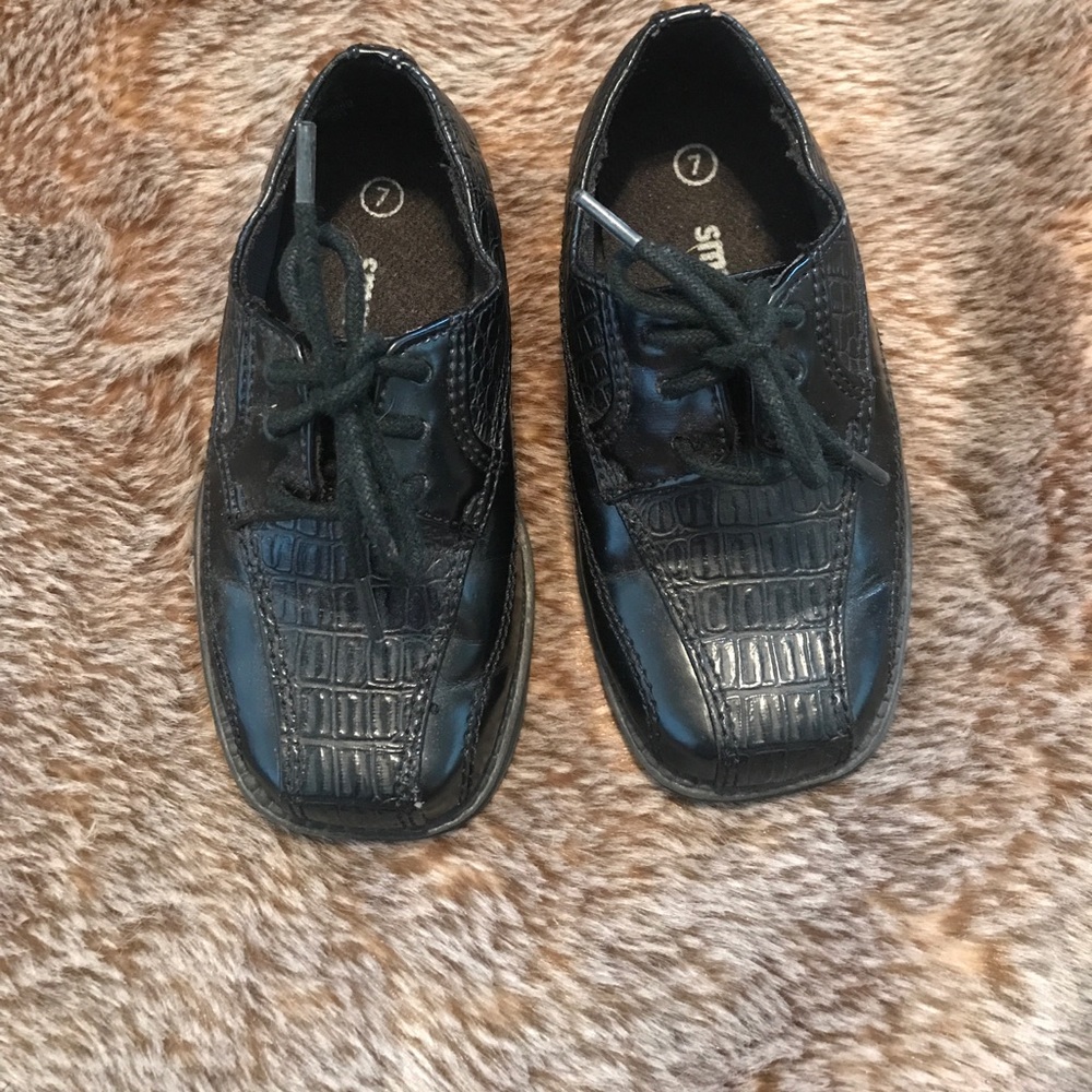 Black dress shoes for toddler