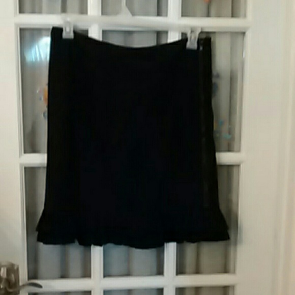 Skirt - Picture 1 of 3