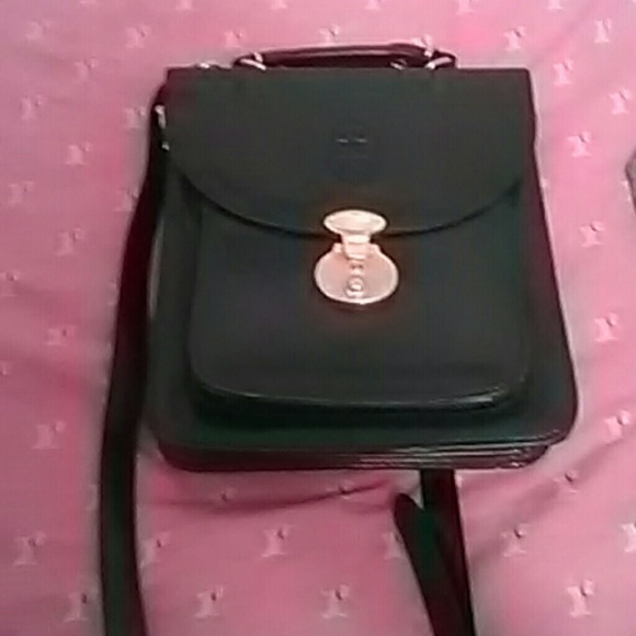 Pristine Leather Purse - Picture 1 of 1