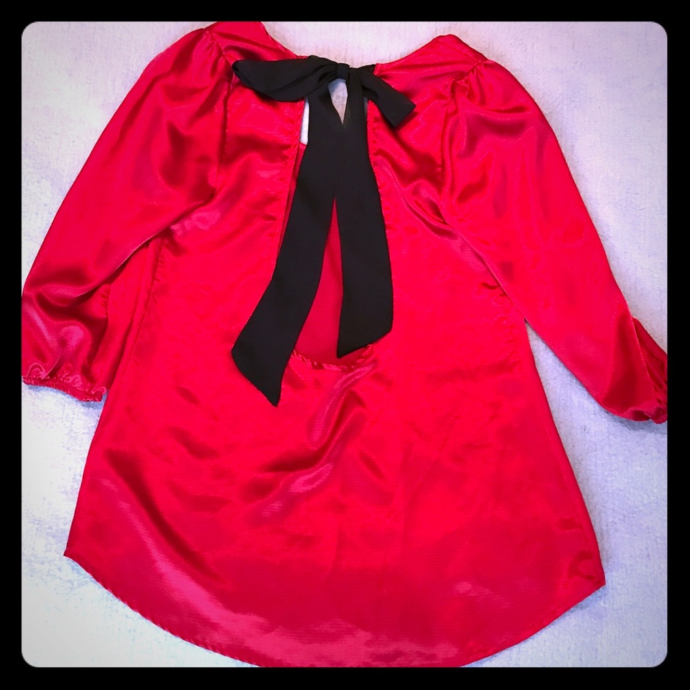 Red Blouse Keyhole Tie Back Studio Y Size S