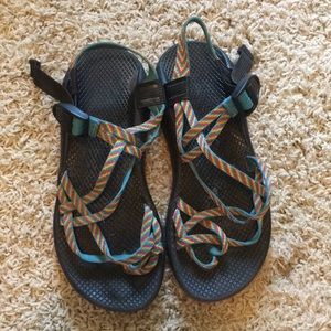 rainbow chacos