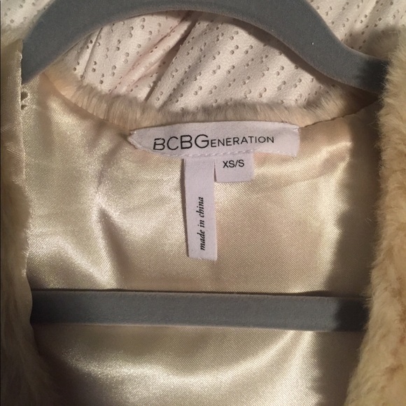 BCBG fur Vest - Picture 2 of 2