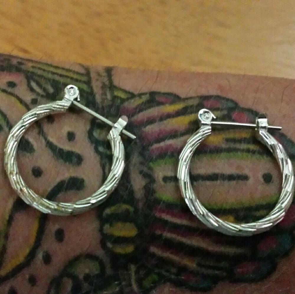 Silver hoop earings