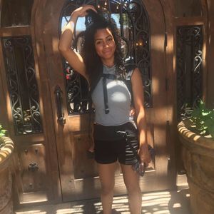 Meet your Posher, Talia