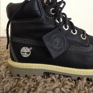 Black Timberlands