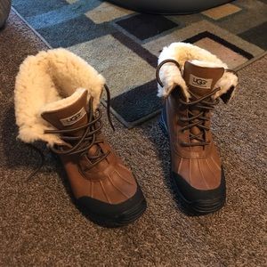 Women's Ugg Boots Size 8