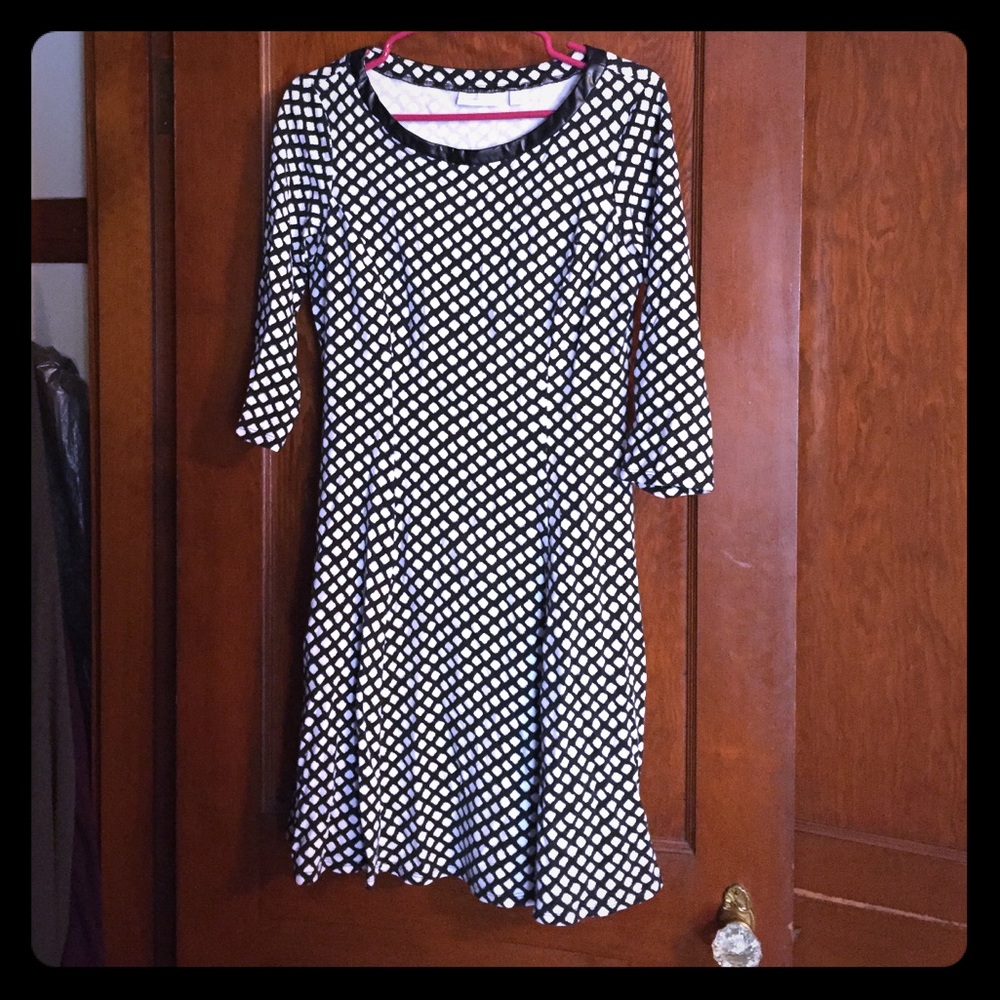New York & Company medium black and white dress