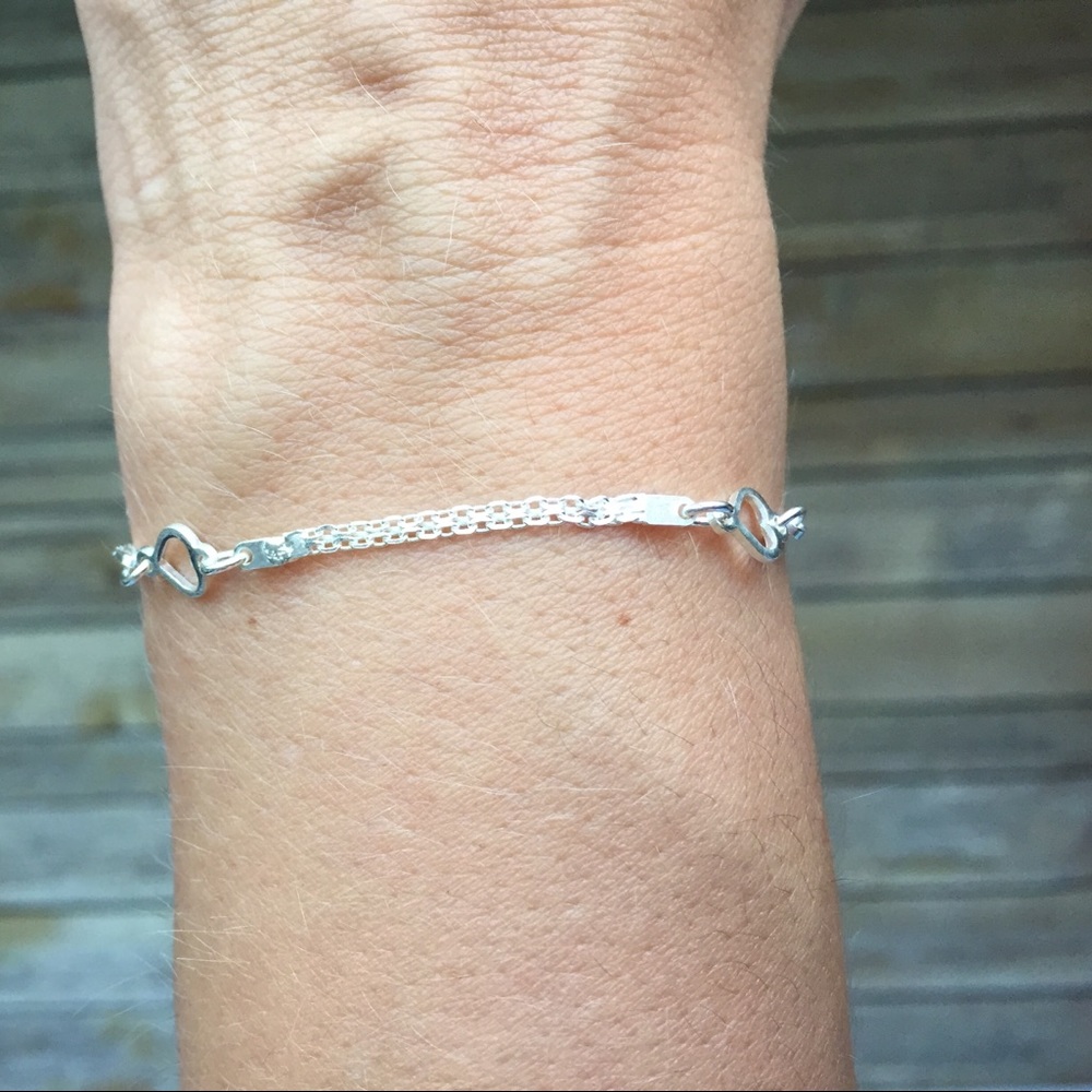 PRICE DROP! NIP heart sterling silver bracelet - Picture 2 of 3