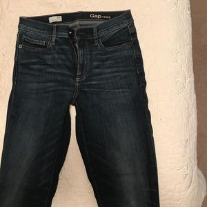 Gap mid/high rise waist True Skinny jeans