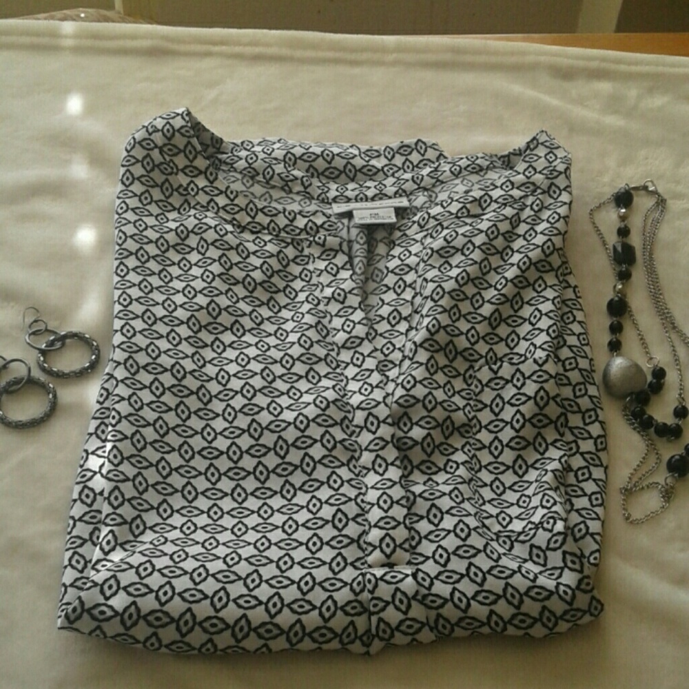 Liz Claiborne popover blouse