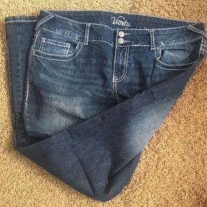GENTLY USED VANITY DAKOTA FIT FLARE JEANS 31x33