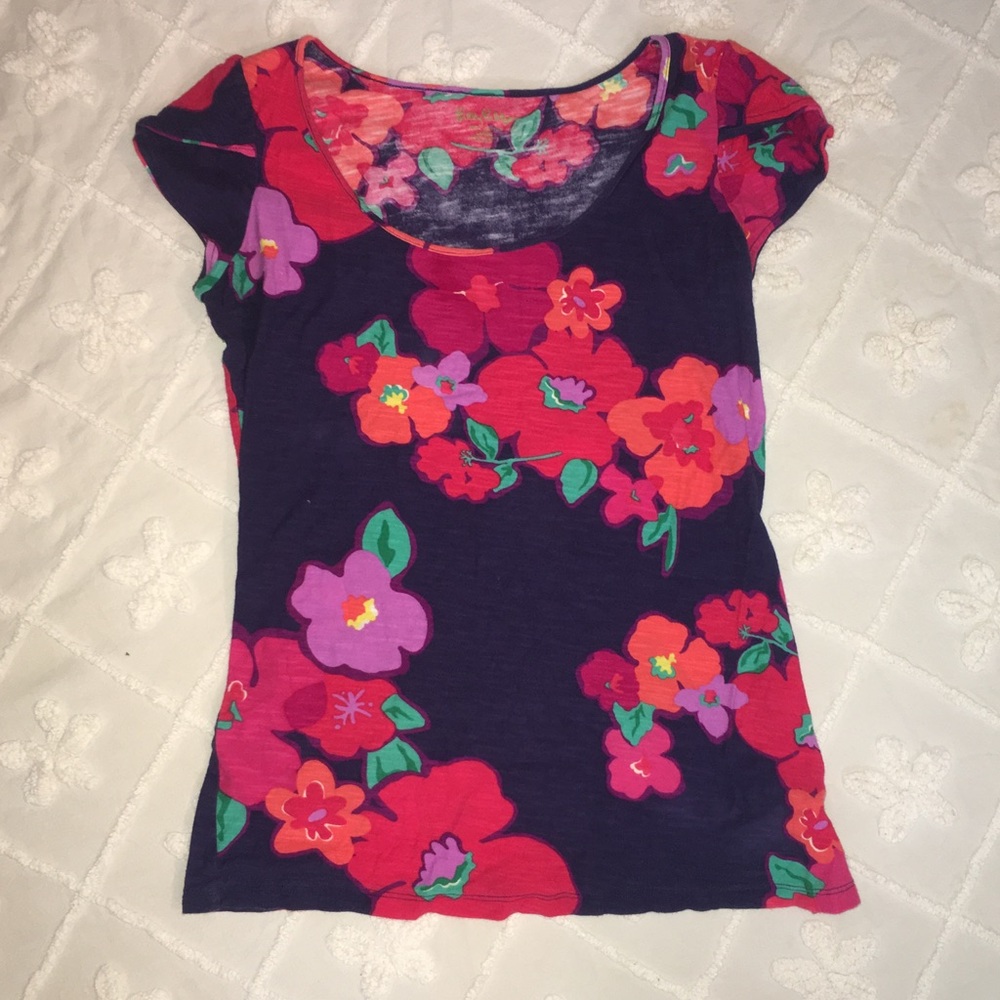 Lilly P. t-shirt