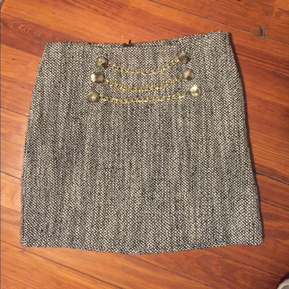 BCBG tweed skirt with chains