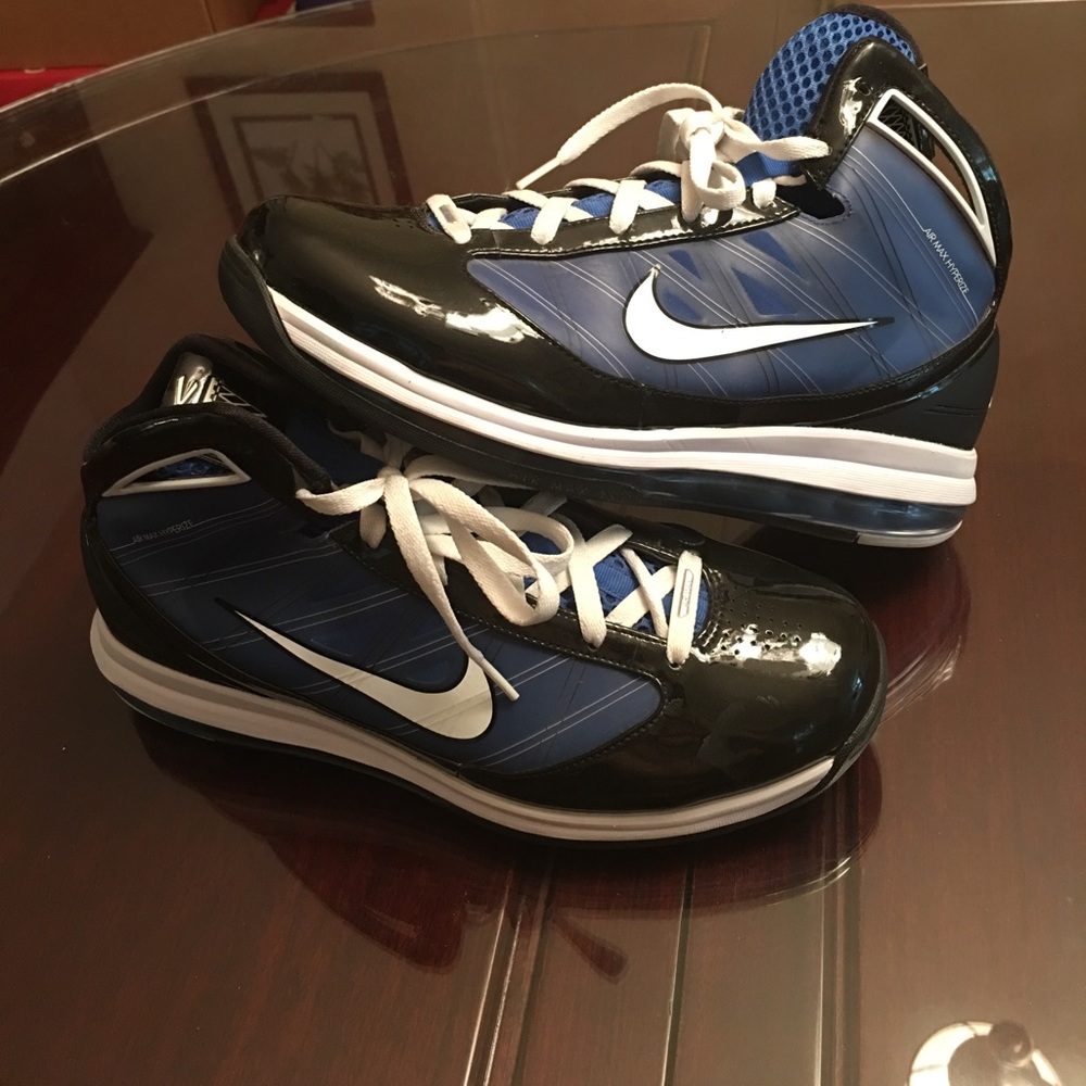 Nike Air Max Hyperize (March Madness) Size 11