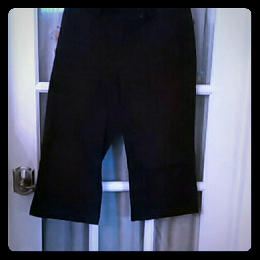 Cropped pants