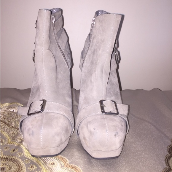 Restricted Buckle Bootie Heel - Picture 2 of 5