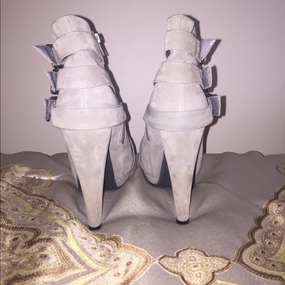 Restricted Buckle Bootie Heel - Picture 5 of 5