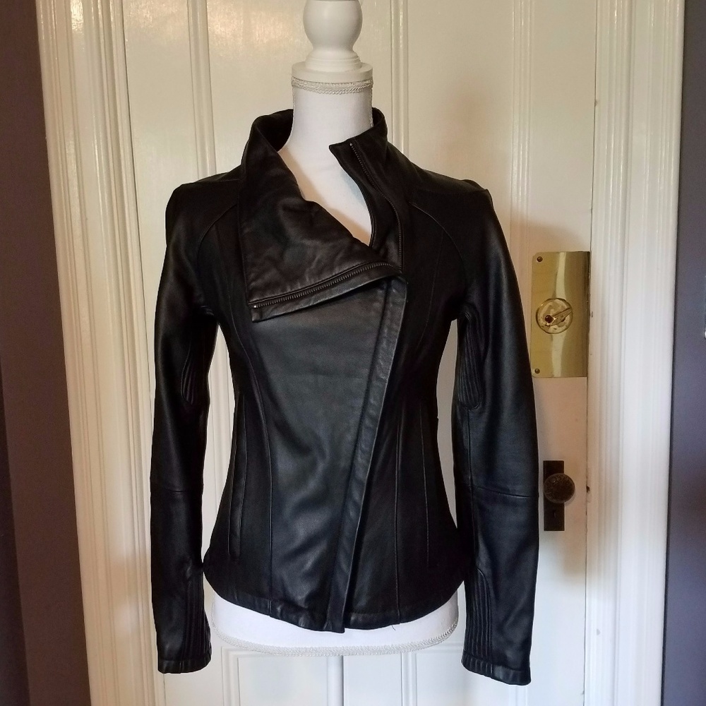 Awesome black leather biker jacket - tailored fit - Picture 1 of 6