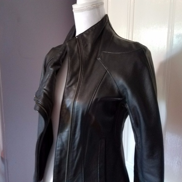 Awesome black leather biker jacket - tailored fit - Picture 2 of 6