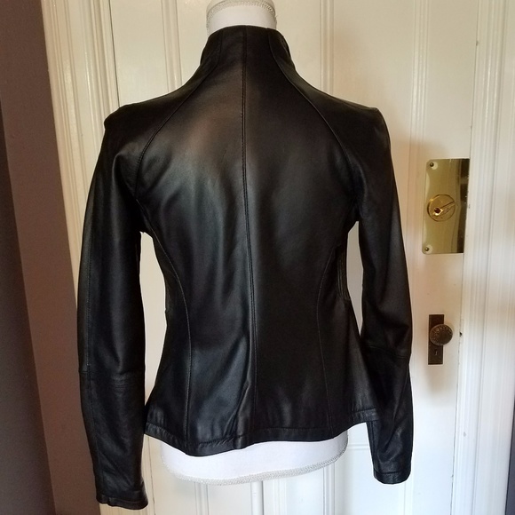 Awesome black leather biker jacket - tailored fit - Picture 4 of 6