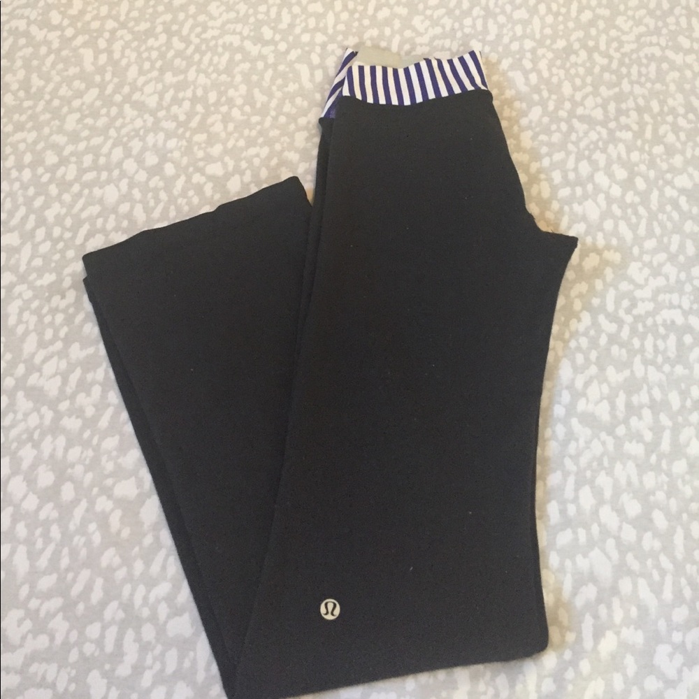 lululemon Astro yoga pant w/ Deauville stripe .