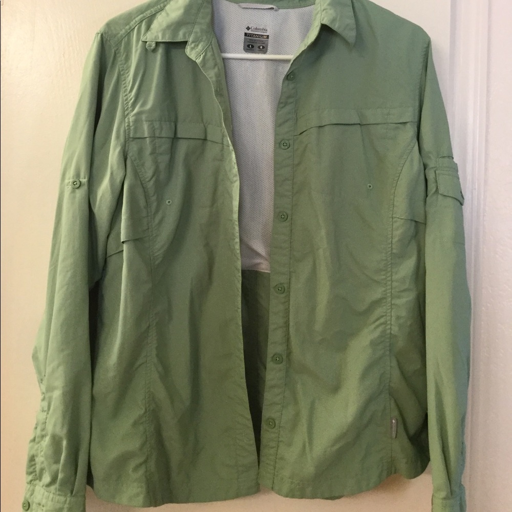 Columbia Sportswear UV protected shirt