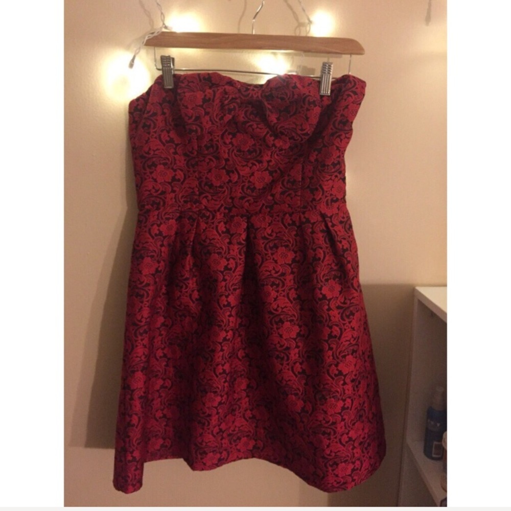 Francesca's Red Floral Bow Dress - Picture 3 of 7