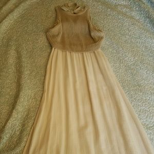 Beautiful Anthropologie Maxi Dress (brand: Moth)