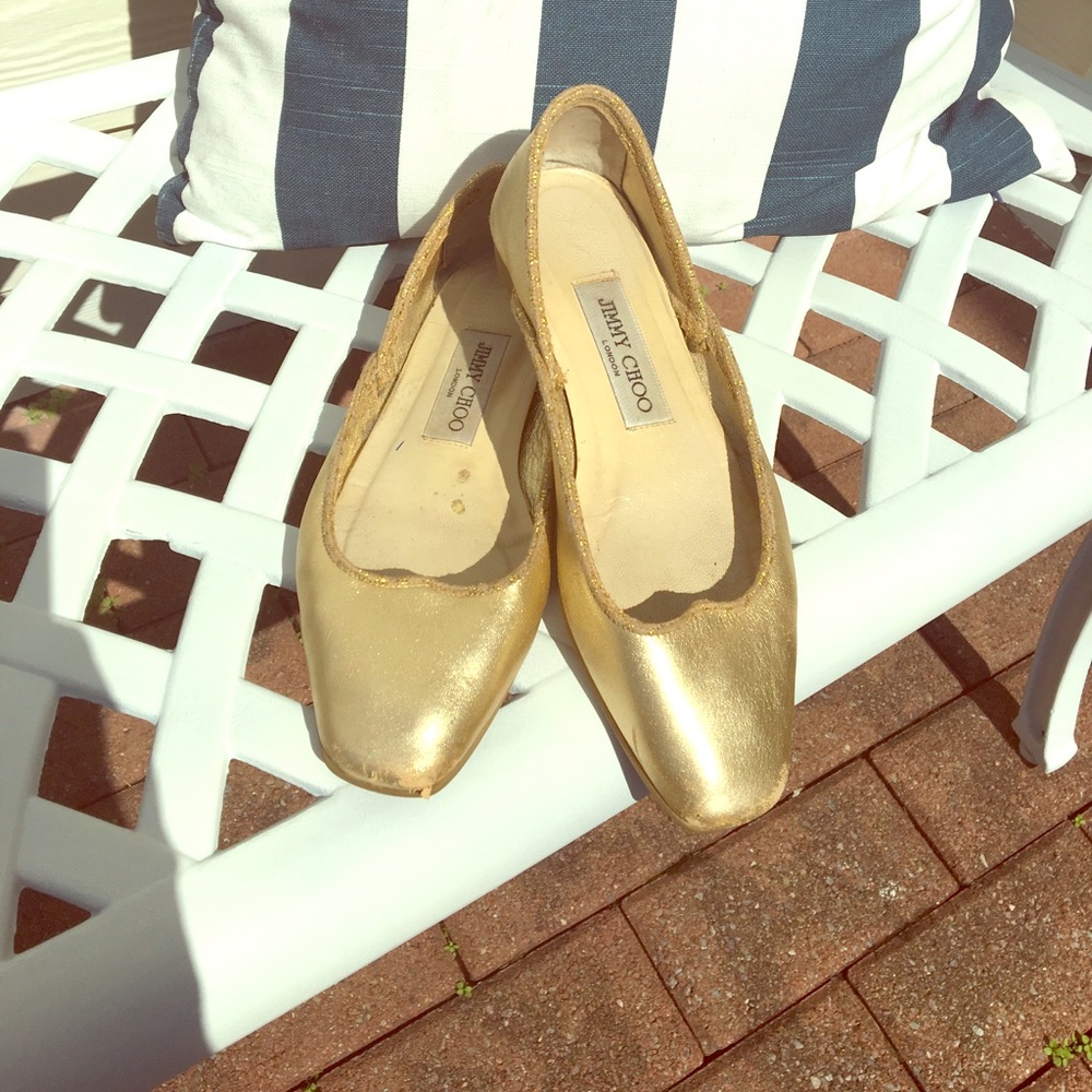 Jimmy Choo Gold Flats! Perfect for Spring! 🌸
