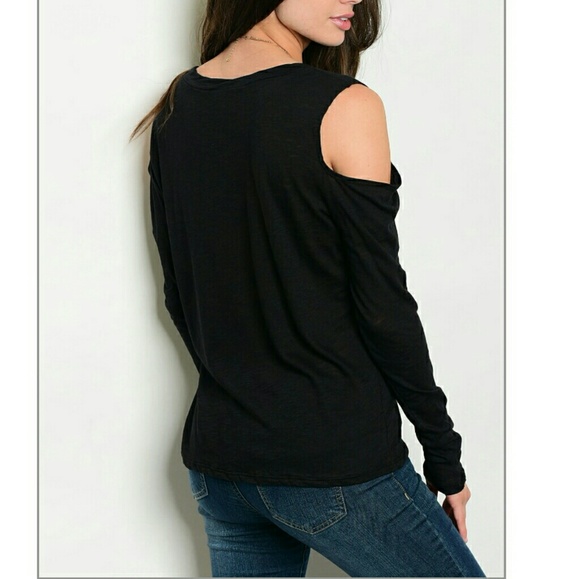 💋Black Cold-Shoulder Tee - Picture 3 of 6