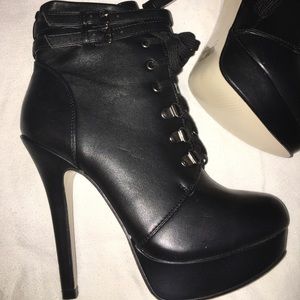 Just fab booties, new. 7.5