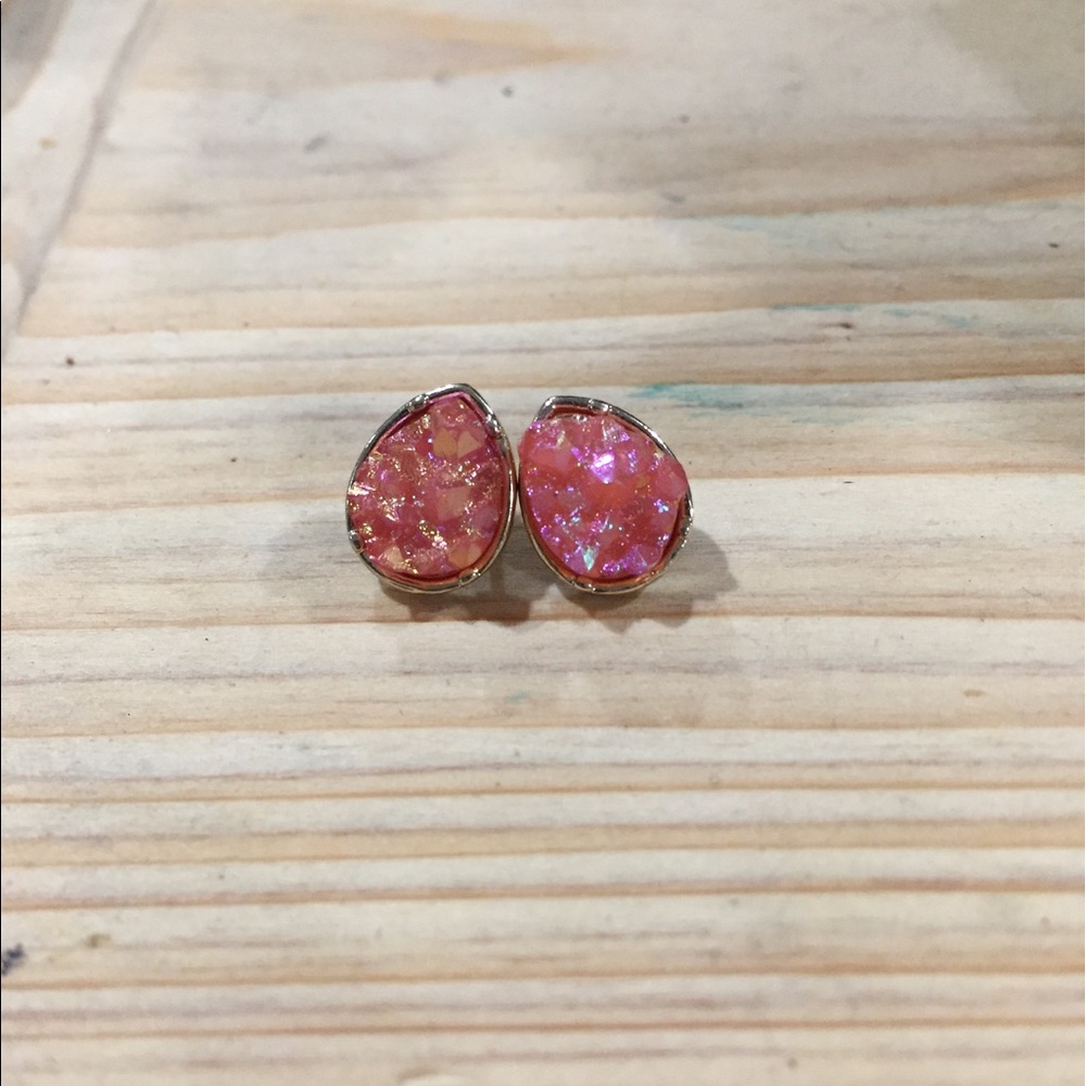 Druzy Stud Earrings - Picture 3 of 4