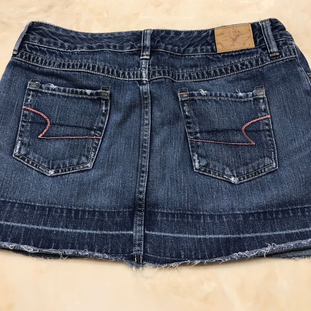 American Eagle Distressed Denim Mini Skirt size 10 - Picture 2 of 4